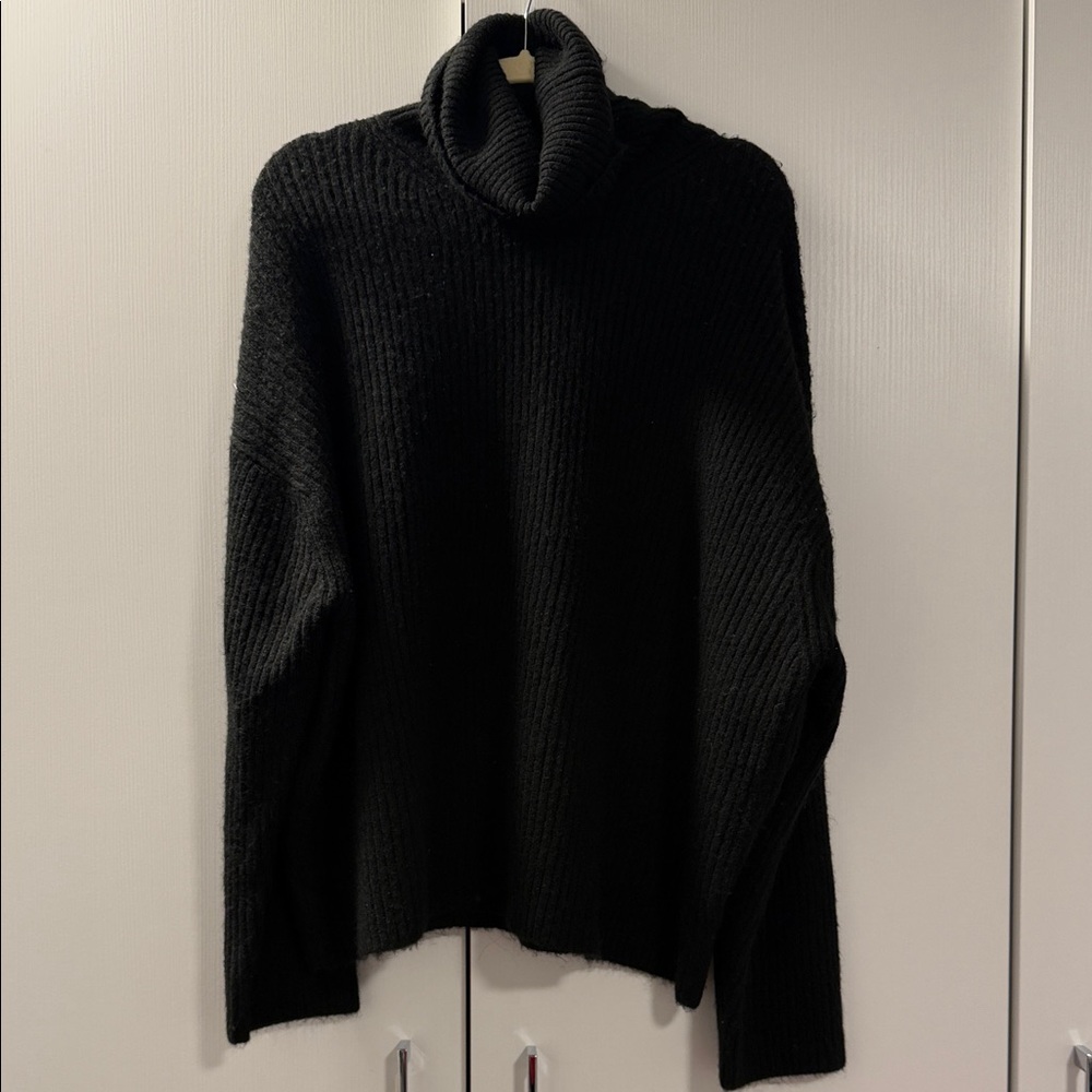 H&M Black Ribbed Turtleneck Sweater XXL Women’s Basic Cozy Knit Winter Staple